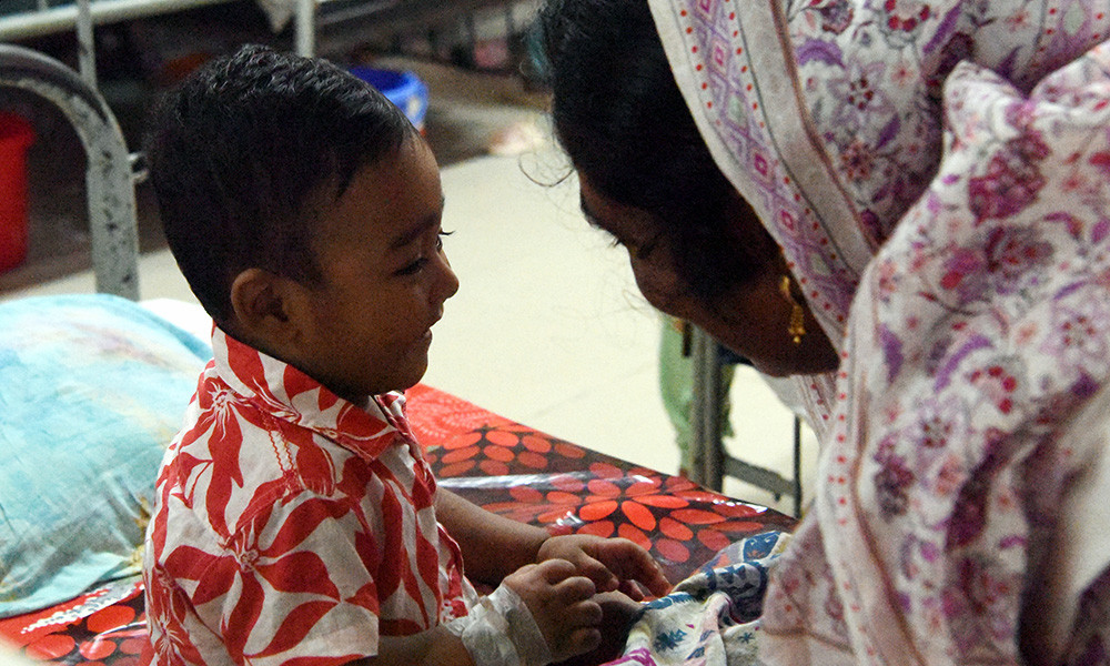 ২৪ ঘণ্টায় ৯ শিশুর মৃত্যু, আক্রান্ত ১,২৭৬