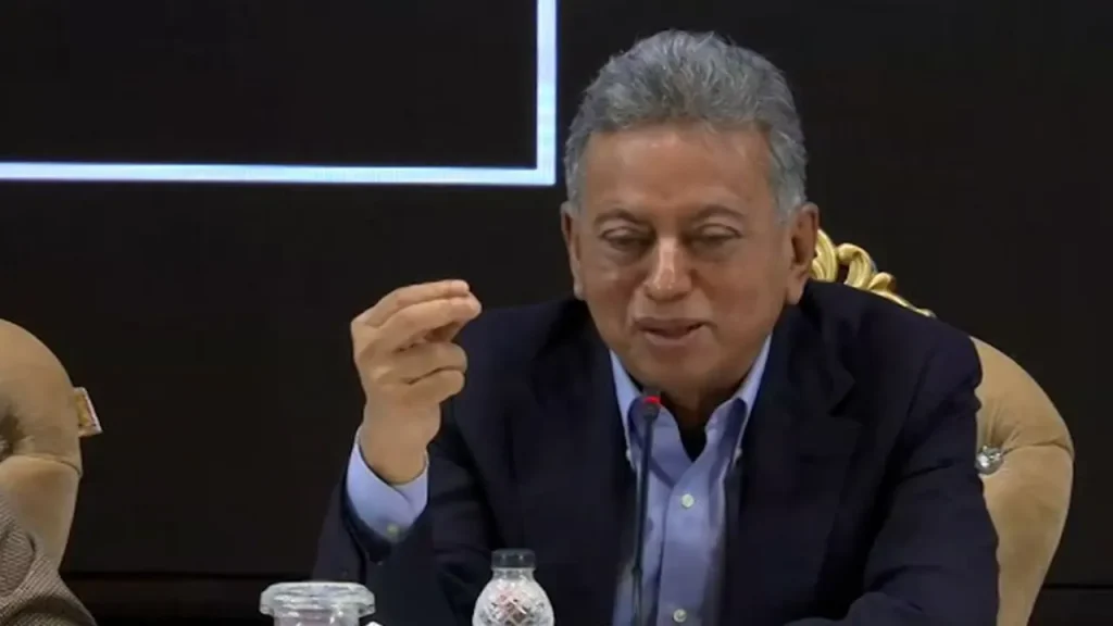 ফ্যামিলি কার্ডে সহায়তা পাবে ৪ কোটি পরিবার: অর্থমন্ত্রী ফ্যামিলি কার্ডে সহায়তা পাবে ৪ কোটি পরিবার: অর্থমন্ত্রী