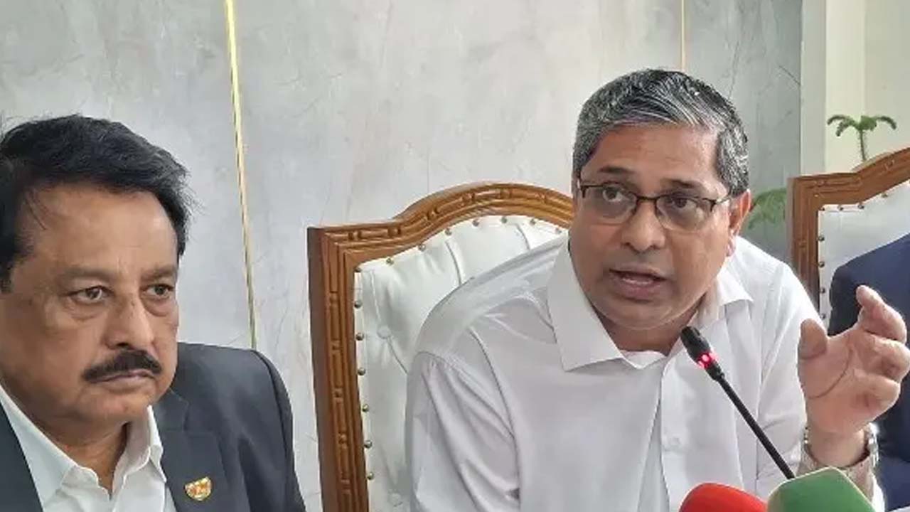 ১২ সেপ্টেম্বর থেকে দেশজুড়ে ডেঙ্গু প্রতিরোধ অভিযান: মীর শাহে আলম