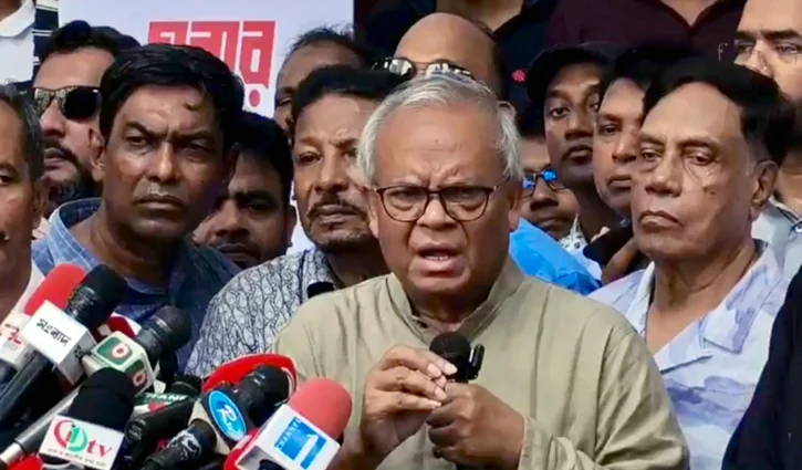 ব্রিকস সম্মেলনে তারেক রহমানকে ‘সাইডলাইনে’ বসানোর পরিকল্পনা ছিল: রিজভী ব্রিকস সম্মেলনে তারেক রহমানকে ‘সাইডলাইনে’ বসানোর পরিকল্পনা ছিল: রিজভী